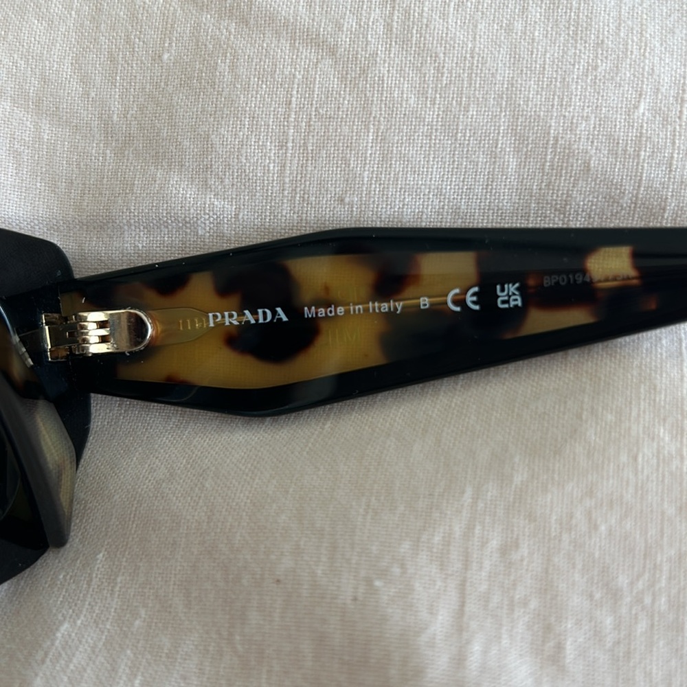 PRADA SUNGLASSES NEW SPRB05 - Picture 8 of 8